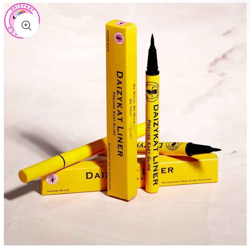 Daizykat Liner – Waterproof Semi-Gloss Black Eyeliner (Yellow Packaging)